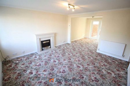 4 bedroom terraced house to rent - Photo 5