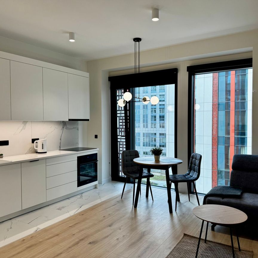 Mieszkanie do wynajęcia - Warszawa, Prosta - Zdjęcie 1