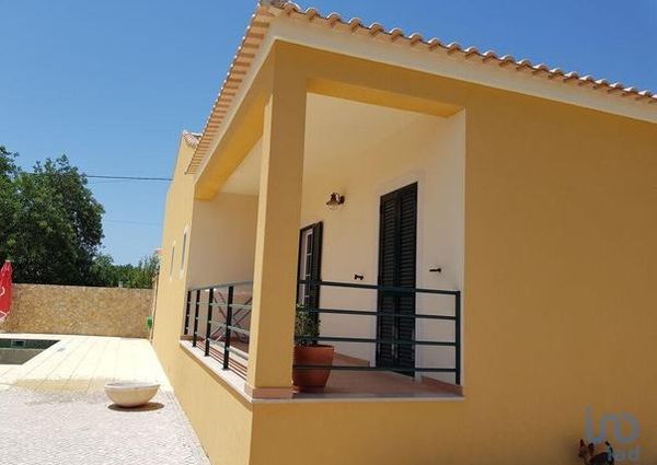 Moradia T4
