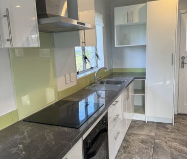 Little Gem in Great Street - Photo 6