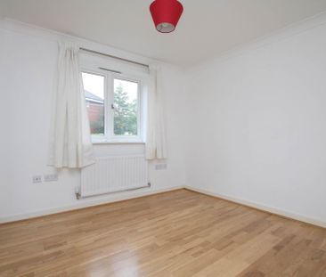 Wharf Way, Kings Langley, WD4 - Photo 1