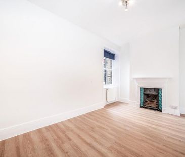 3 bedroom flat to rent - Photo 1