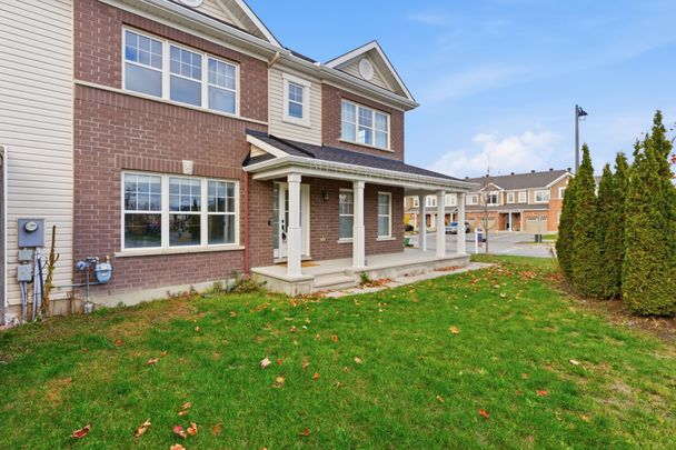 For Lease - 100 Cranesbill Road, Kanata, Ontario - Photo 1