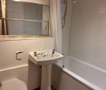 Room in a Shared Flat, Froghall Terrace, AB24 - Photo 4