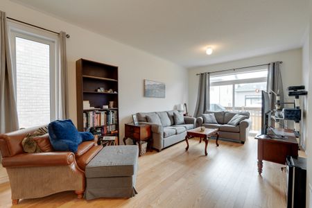 For Lease - 62 Bannister Road, Barrie, Ontario - Photo 4