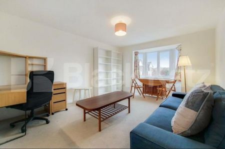 2 bedroom property within walking distance to Kings Cross Station - Photo 2