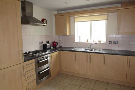 Boulters Court - Photo 5