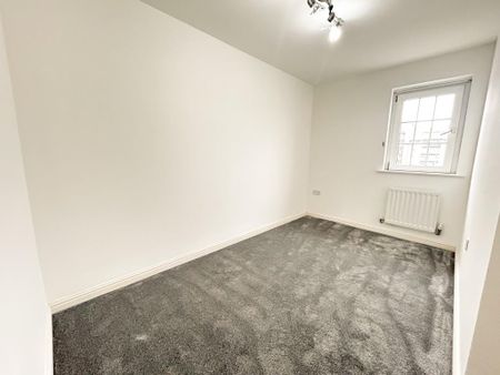 3 bedroom terraced house to rent - Photo 5