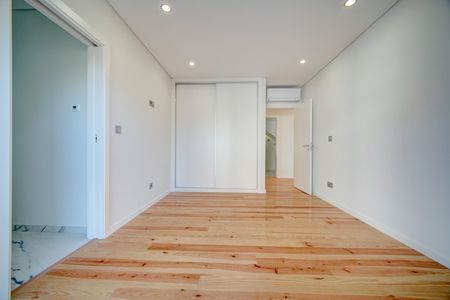 Excelente Apartamento T3 Novo em São João do Estoril - Photo 5