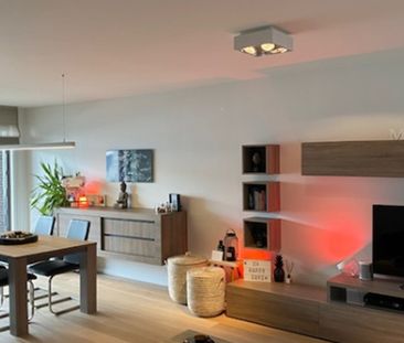 Instapklaar recent appartement op de 3eV met 2 SLK en ruim terras 15m2 - Foto 2