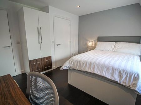 2 bedroom apartment to rent - Photo 2