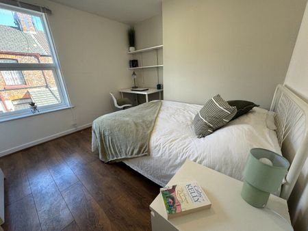 6 Bed Terraced House, Stalbridge Avenue, L18 - Photo 5