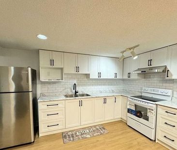 For Lease - 66 Senator Reesor's Drive, Markham, Ontario - Photo 4