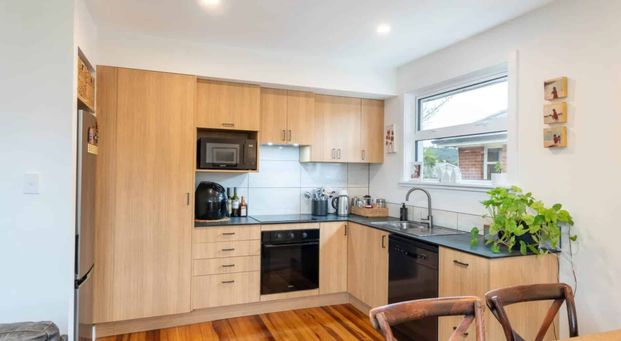 Mesmerizing on Miro! - Photo 1