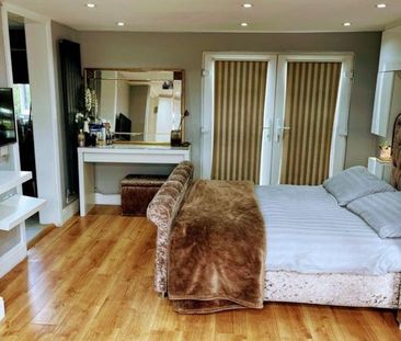 5 bedroom terraced house to rent - Photo 6