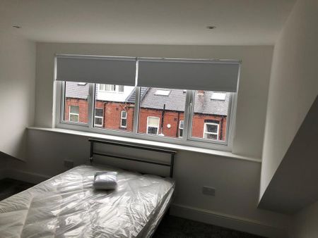 5 bedroom house to rent - Photo 2