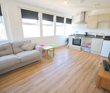 Hulbert Road, Waterlooville, PO7 - Photo 2