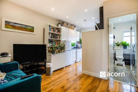 Walworth Road, London, SE17 - Photo 2