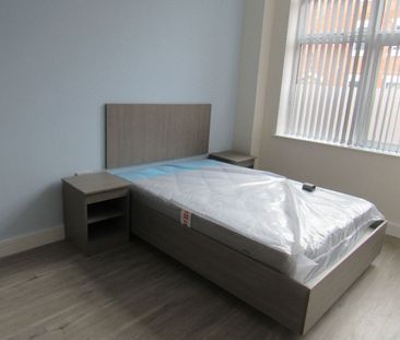 Winckley Square, Flat, PRESTON, Lancashire PR1 3JQ - Photo 6