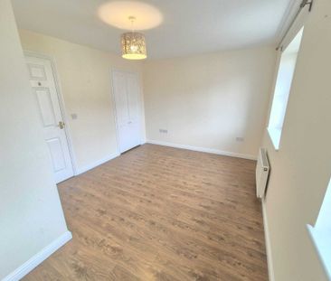 Tizzick Close, Norwich, Three Score - Photo 3