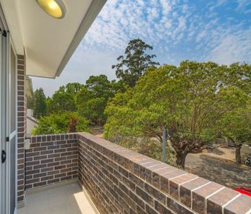 Modern Studio Apartment with Balcony (Level 2) - Photo 4