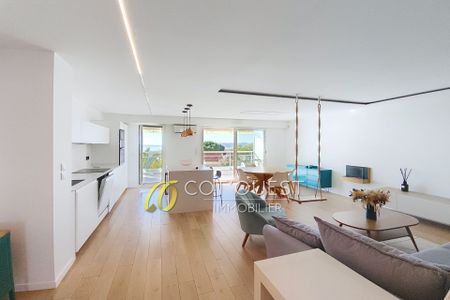 Location Appartement 3 pièces 77m² NICE 06200 - Photo 2