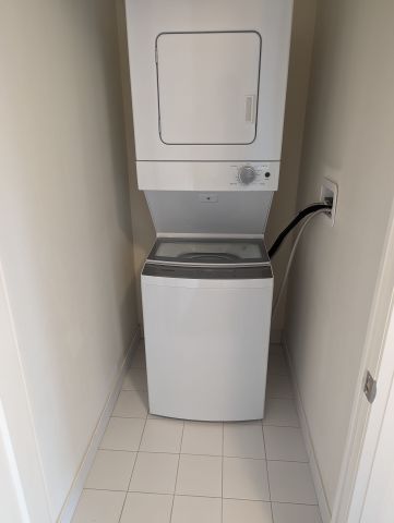 For Lease - 509 Dundas Street Unit# 503, Oakville, Ontario - Photo 2