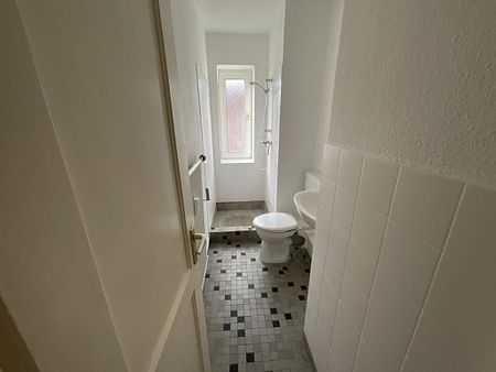 1,5-Zimmer-Wohnung in Kiel mit neuen Tapeten - Photo 5