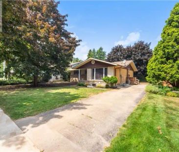 214 FOREST HILL Drive Unit# Lower | 214 FOREST HILL Drive Unit# Low... - Photo 1
