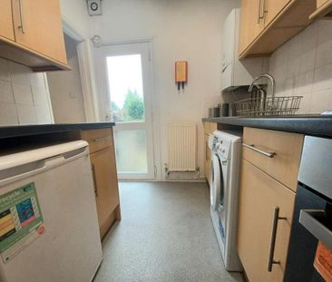 4 bedroom house to rent - Photo 1