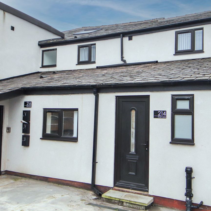214 Wash Lane, Bury, Greater Manchester, BL9 7DR - Photo 1