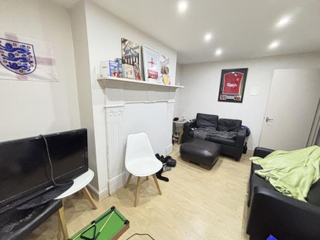 2 bedroom house to rent - Photo 3