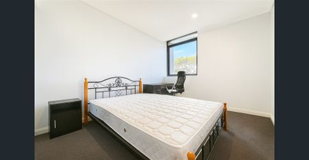 Spacious 2B2B1C Apartment with furniture for rent - Photo 4