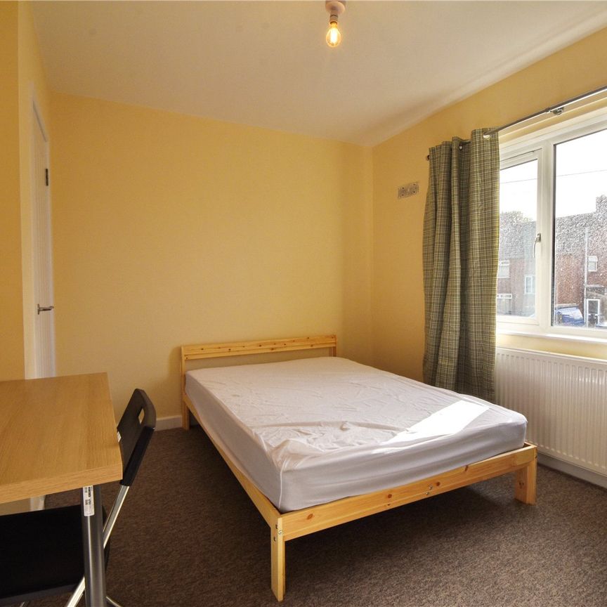 Blake Road, Lockleaze - Photo 1