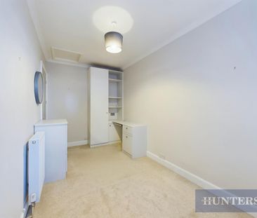 2 bedroom Flat To Let Total Size: 868 SQ FT - Photo 3