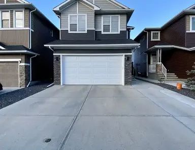 Main floor (2 Levels) rental in Calgary, Redstone NE | 28 Redstone Drive Northeast, Calgary - Photo 1