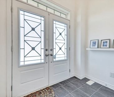 For Lease - 35 Peter Hogg Court, Whitby, Ontario - Photo 5