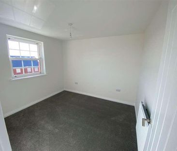 Whittle Way, Brockworth, Gloucester, Gloucestershire, GL3 - Photo 3