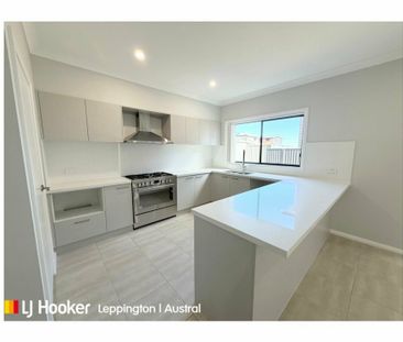 Spacious Family Home Offering Comfort & Convenience - Photo 6