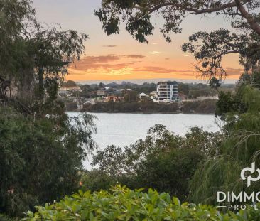 “Spectacular Split Level Home” - Photo 1