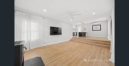 Charming Weatherboard in an Elite Location - Photo 4