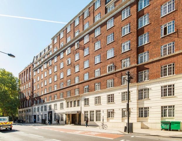 Upper Woburn Place, London WC1H - Photo 1