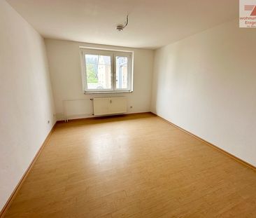 Wunderschöne 3-Raum-Wohnung mit Balkon in NIederlungwitz - Photo 1