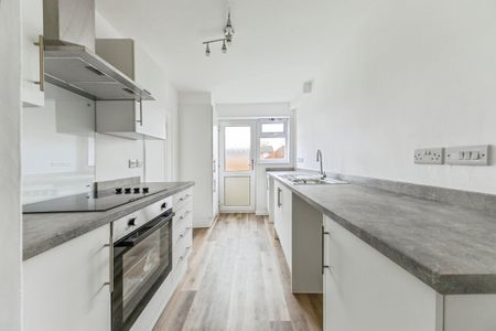 Maltby Close - Photo 3