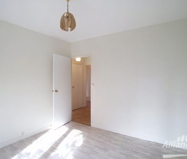 APPARTEMENT EN REZ DE CHAUSSEE RENOVE - Photo 1