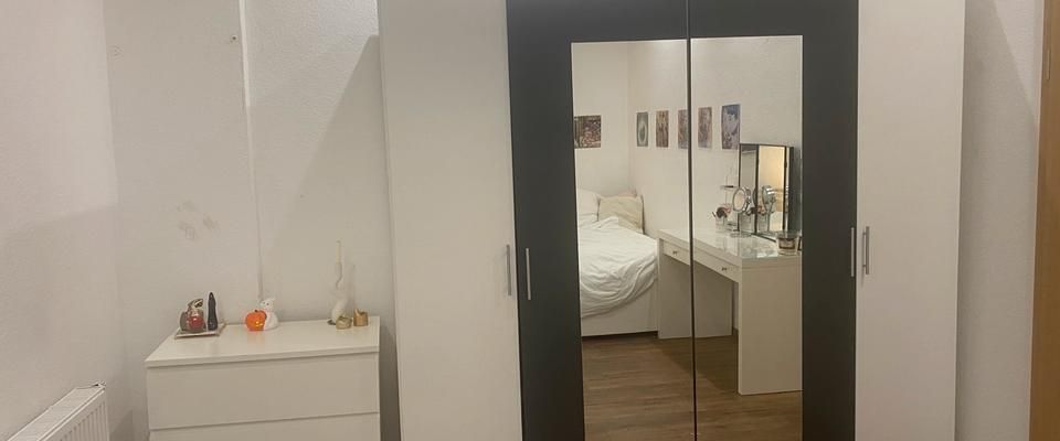 WG-Zimmer in 8er WG in Mönchengladbach Rheydt - Foto 1