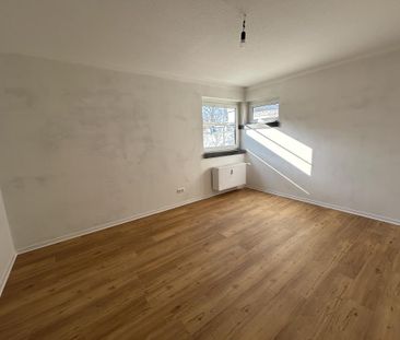 Helle 3-Zimmer-Wohnung mit Balkon in Darmstadt-Waldkolonie - Photo 1