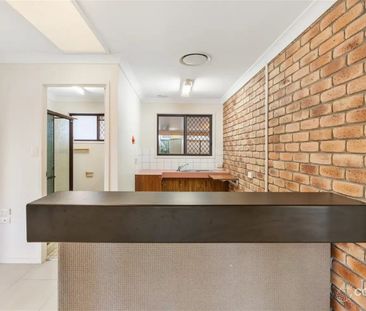 Central location - Photo 1