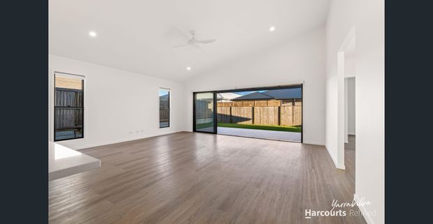 MOVE IN READY - Photo 1