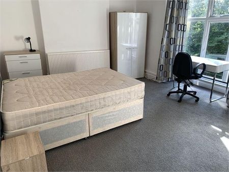 4 bedroom house share to rent - Photo 5